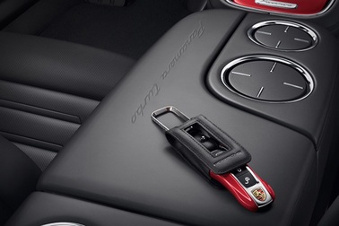 Porsche Panamera Turbo Executive: Đã đặc biệt lại càng đặc biệt hơn