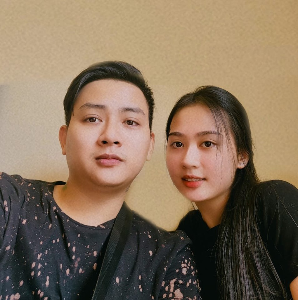 Hoài Lâm công khai bạn gái sinh năm 2003, tích cực trở lại ca hát - 3 Hoài Lâm công khai bạn gái sinh năm 2003, tích cực trở lại ca hát - 3