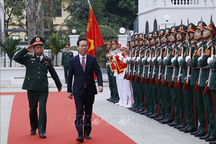 Chủ tịch nước Võ Văn Thưởng kiểm tra công tác sẵn sàng chiến đấu của Bộ đội Đặc công