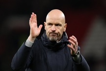 HLV Ten Hag tức giận với ban lãnh đạo Man Utd