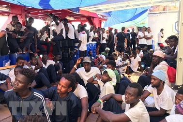 Vấn đề người di cư: Pháp áp hạn ngạch lao động nhập cư