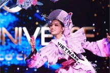 Dừng top 30, hành trình Miss Universe của Kỳ Duyên gây nhiều tranh cãi