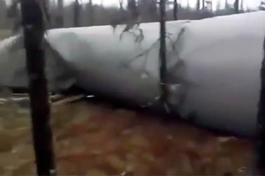 Thợ săn Nga phát hiện vật thể lạ trong rừng hẻo lánh