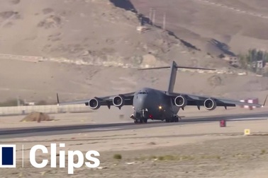 Quân đội Ấn Độ chuyển hàng tiếp tế tới biên giới tranh chấp với Trung Quốc