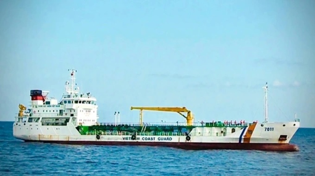 Bộ Quốc phòng điều trực thăng tìm kiếm 8 ngư dân mất tích trên biển - 1 Bộ Quốc phòng điều trực thăng tìm kiếm 8 ngư dân mất tích trên biển - 1