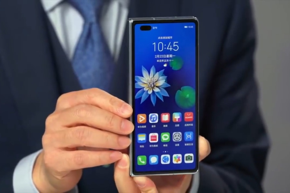 Cận cảnh Huawei Mate X2 vừa ra mắt: Gập 2 màn hình, đối thủ của Fold2 - 5 Cận cảnh Huawei Mate X2 vừa ra mắt: Gập 2 màn hình, đối thủ của Fold2 - 5