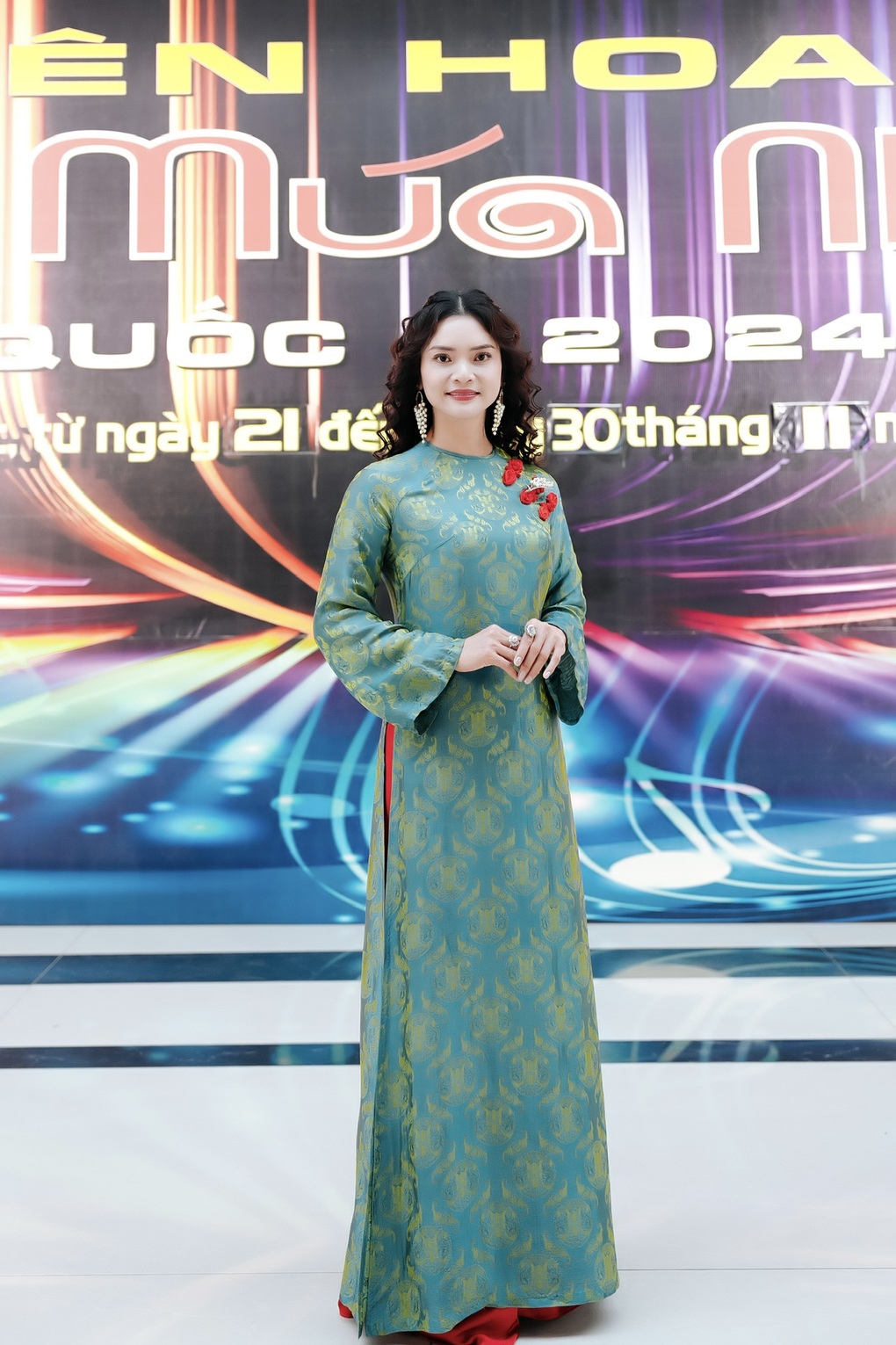 NSND Phạm Phương Thảo ngồi ghế nóng Liên hoan Ca múa nhạc 2024 - 2 NSND Phạm Phương Thảo ngồi ghế nóng Liên hoan Ca múa nhạc 2024 - 2