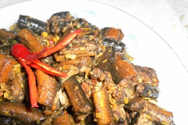 Lươn xào sả ớt	