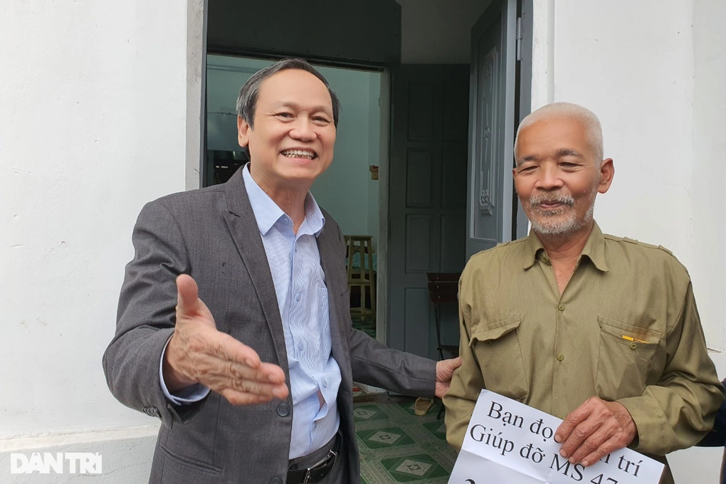Bạn đọc Dân trí tiếp tục giúp đỡ gia đình người bệnh binh ở Thủ đô - 3 Bạn đọc Dân trí tiếp tục giúp đỡ gia đình người bệnh binh ở Thủ đô - 3