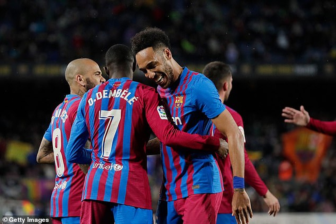 Ferran Torres rực sáng, Barcelona đại thắng 4 sao và vượt mặt Atletico - 5 Ferran Torres rực sáng, Barcelona đại thắng 4 sao và vượt mặt Atletico - 5