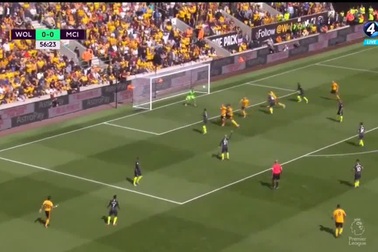 Wolves 1-0 Man City: Pha làm bàn "bàn tay của chúa"
