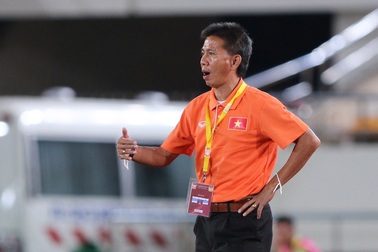 HLV Hoàng Anh Tuấn: “Thực lòng, tôi phải cảm ơn bầu Đức”