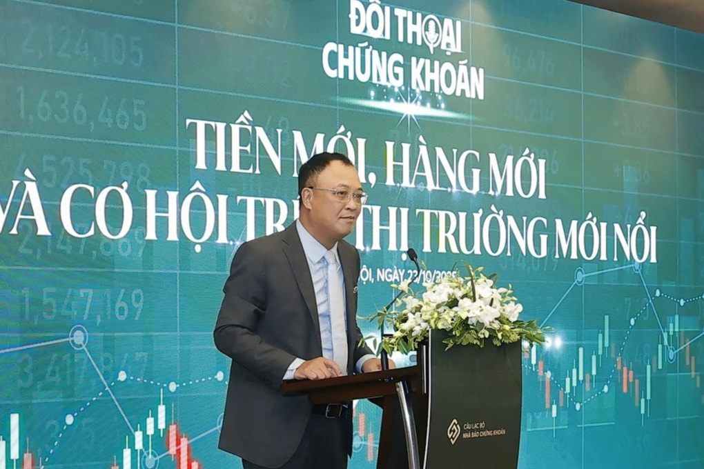 Sau nâng hạng, chứng khoán Việt Nam được các quỹ nghìn tỷ USD rất quan tâm  - 1 Sau nâng hạng, chứng khoán Việt Nam được các quỹ nghìn tỷ USD rất quan tâm  - 1