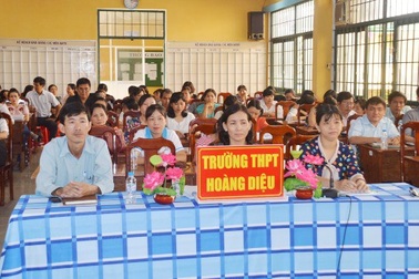 Ngành giáo dục Sóc Trăng lần đầu tiên hội nghị trực tuyến với các trường trực thuộc Sở