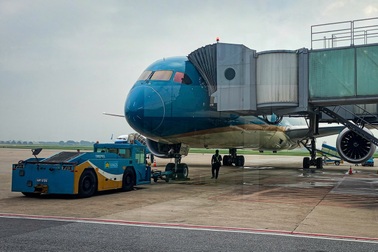 Máy bay hạ cánh khẩn cấp xuống Đà Nẵng cứu hành khách ngất xỉu trên không