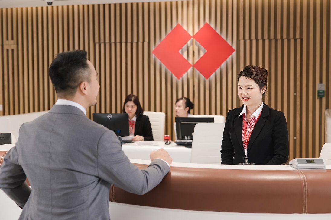 Techcombank tiếp tục dẫn dắt ngành ngân hàng với nhiều top 1 toàn ngành - 1