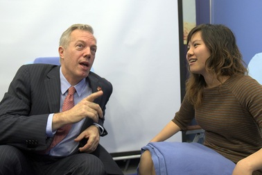 Đại sứ Ted Osius kể chuyện người Việt hiến máu cứu người Mỹ