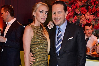 Con gái tỷ phú F1 ly dị chồng