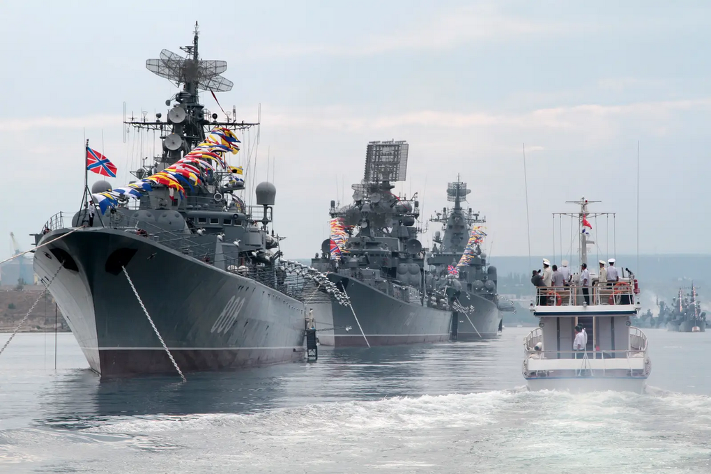 Ukraine phản đối tàu chiến Nga bắn cảnh cáo tàu hàng ở Biển Đen - 1 Ukraine phản đối tàu chiến Nga bắn cảnh cáo tàu hàng ở Biển Đen - 1