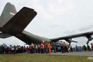 Trục vớt thi thể thứ 31, tìm thấy mảnh vỡ thứ 5 của máy bay QZ8501