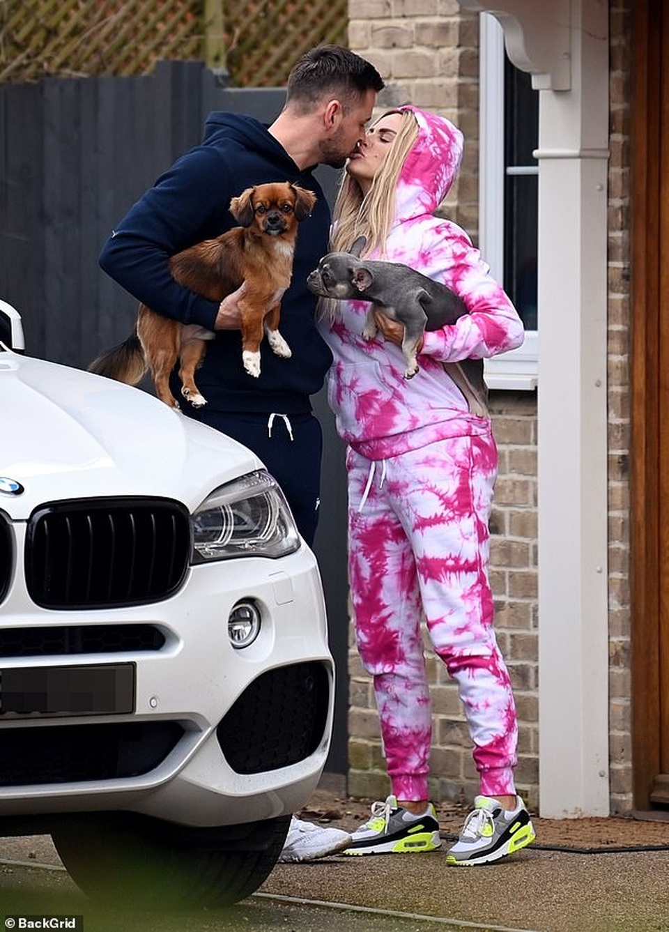 Người mẫu ngực khủng Katie Price đính hôn lần thứ 8 - 3 Người mẫu ngực khủng Katie Price đính hôn lần thứ 8 - 3