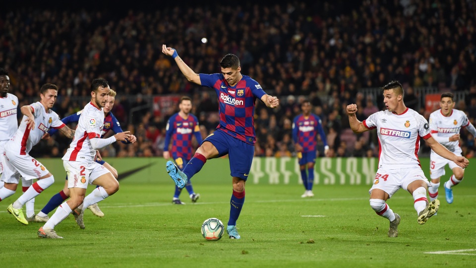 Những khoảnh khắc đáng nhớ của Luis Suarez cùng Barcelona - 6 Những khoảnh khắc đáng nhớ của Luis Suarez cùng Barcelona - 6