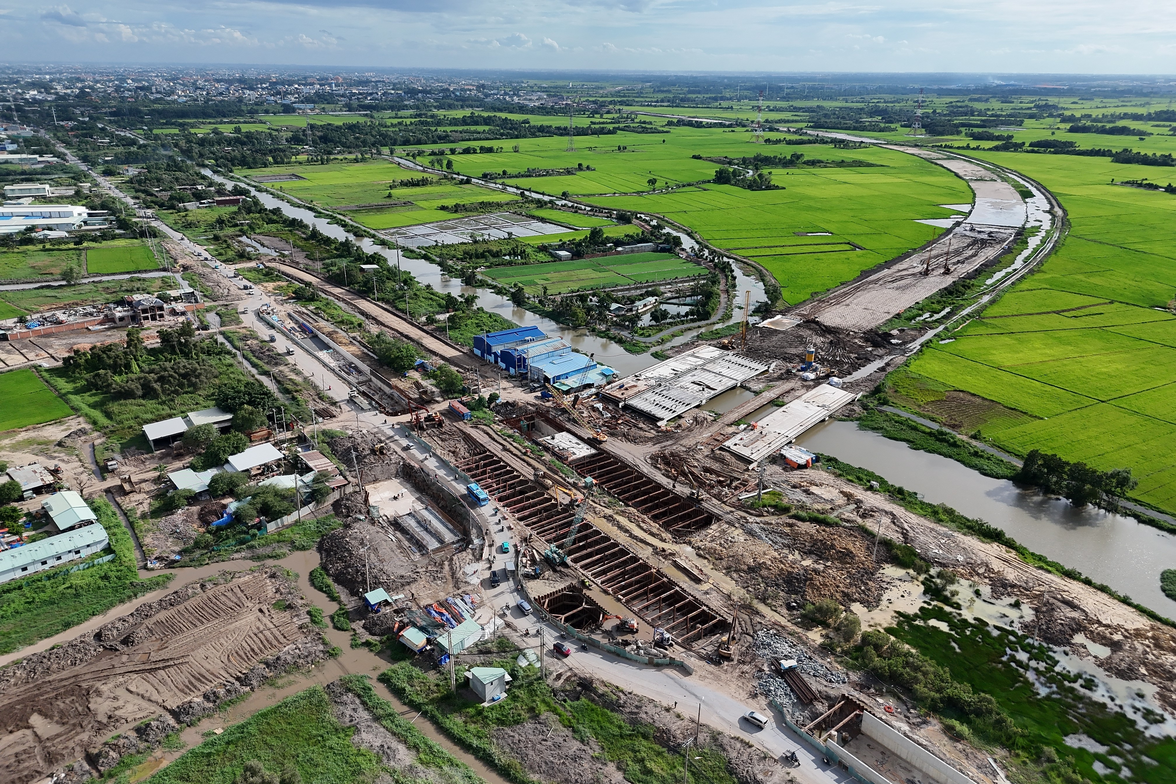 Nhóm dự án cầm đèn đỏ trong cuộc đua 3.000km cao tốc cuối năm nay - 2 Nhóm dự án cầm đèn đỏ trong cuộc đua 3.000km cao tốc cuối năm nay - 2