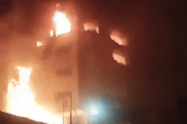 Israel tấn công Iran "hàng trăm lần": Tehran phóng 100 UAV trả đũa