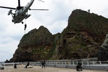 Hàn Quốc tập trận không vận quy mô lớn  