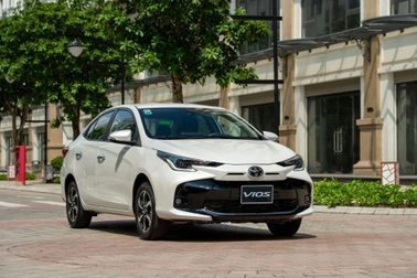 Doanh số tăng mạnh nhất phân khúc nhưng Toyota Vios vẫn thua Accent, City