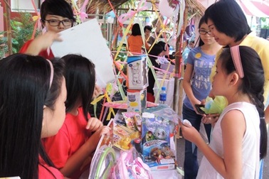 Học trò hướng về biển Đông trong Ngày hội gia đình 