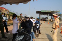 Không "cấp phép" cho cán bộ về quê ở vùng có dịch