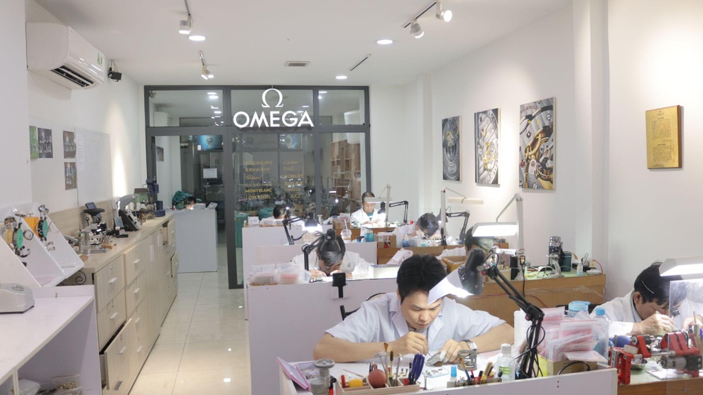 Đồng hồ Tân Tân: Hành trình từ cửa tiệm nhỏ đến 20 showroom toàn quốc - 5 Đồng hồ Tân Tân: Hành trình từ cửa tiệm nhỏ đến 20 showroom toàn quốc - 5