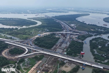 TPHCM tiếp nhận vốn đầu tư công trung hạn gần 469.000 tỷ đồng sau sáp nhập