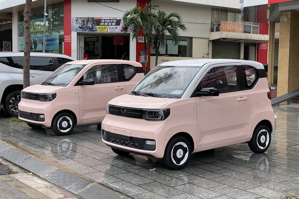 Chào VinFast VF 3, Wuling Mini EV giảm giá tới 60 triệu đồng tại đại lý - 1