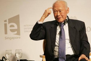 Cuộc đời Lý Quang Diệu - người kiến tạo Singapore phồn thịnh