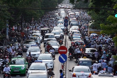 Nhiều xe không sang tên đổi chủ, lỗi đâu phải chỉ tại dân!