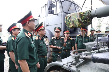 Bảo đảm tình trạng tốt nhất cho phương tiện tham gia diễu binh, diễu hành