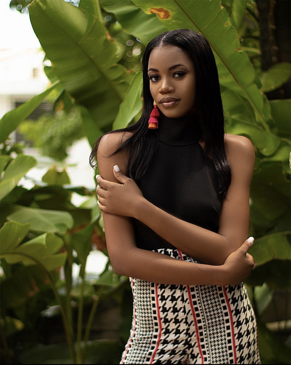 Đỗ Thị Hà xuất sắc lọt Top 16 người đẹp chiến thắng phần thi đối đầu - 16 Đỗ Thị Hà xuất sắc lọt Top 16 người đẹp chiến thắng phần thi đối đầu - 16