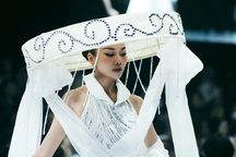 Thanh Hằng hé lộ lý do không vội hưởng tuần trăng mật với chồng nhạc trưởng