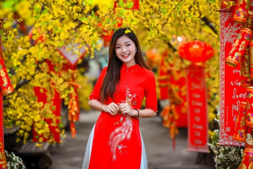 Á khôi Tài sắc Việt Nam rạng ngời chào đón mùa Xuân - 2 Á khôi Tài sắc Việt Nam rạng ngời chào đón mùa Xuân - 2