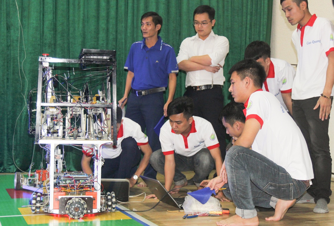 Liên kết đào tạo nhìn từ việc doanh nghiệp cầu cứu nhân lực trường nghề - 1 Liên kết đào tạo nhìn từ việc doanh nghiệp cầu cứu nhân lực trường nghề - 1