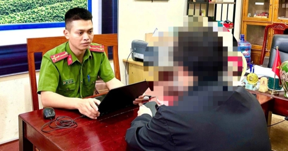 Sau màn "hỏi cung online", nam sinh bị ép vào nhà nghỉ lừa tiền bố mẹ