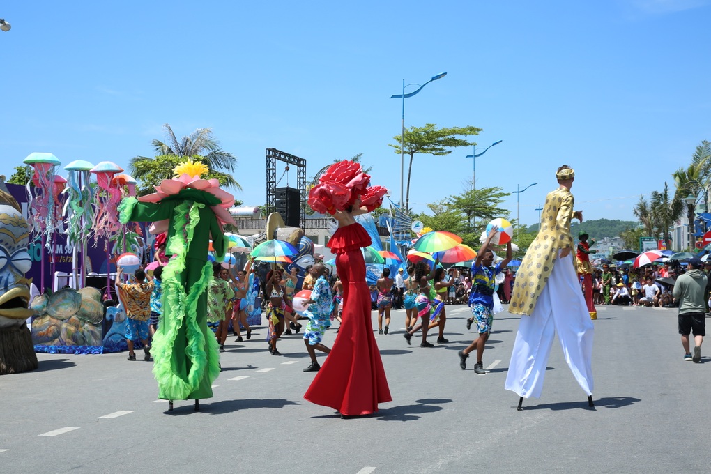 Dịp cuối tuần 18-19/6, Sầm Sơn sẽ diễn ra Lễ hội Carnival đường phố lần thứ 3 - 3 Dịp cuối tuần 18-19/6, Sầm Sơn sẽ diễn ra Lễ hội Carnival đường phố lần thứ 3 - 3