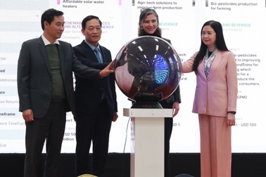 Chủ nhiệm Ủy ban KHCN: "Thu hút đầu tư để phát triển đại học thông minh"