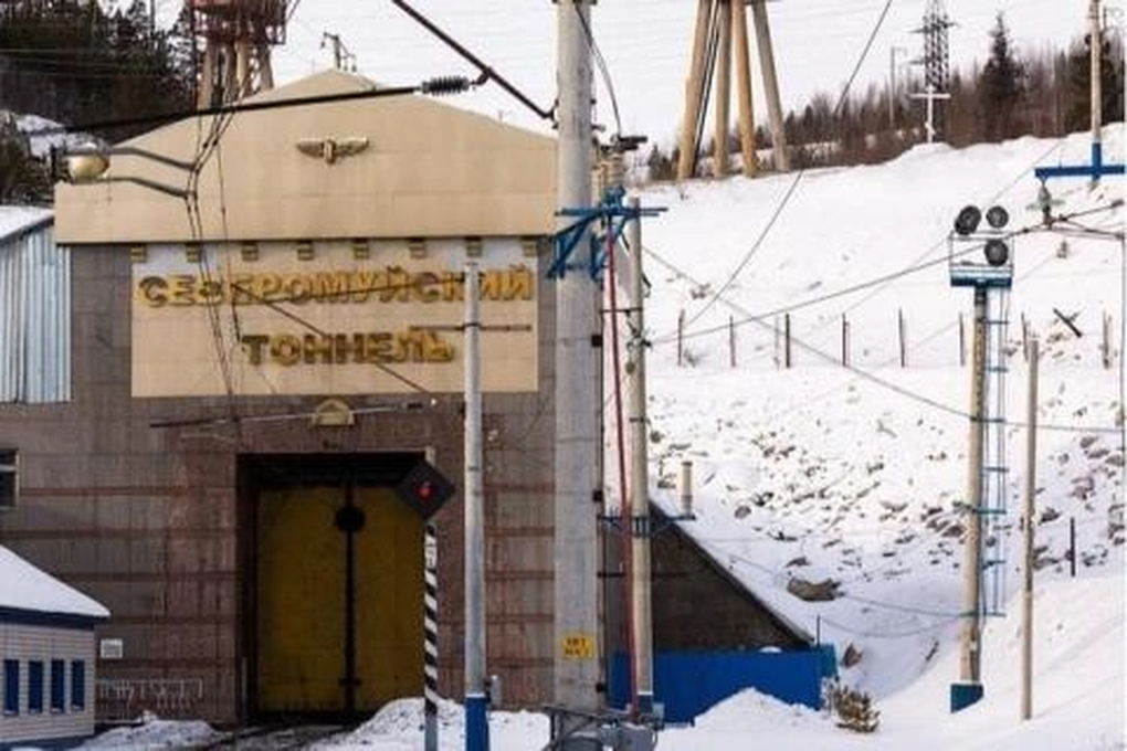 Ukraine bị nghi kích nổ tuyến đường sắt nối Nga và Trung Quốc - 1 Ukraine bị nghi kích nổ tuyến đường sắt nối Nga và Trung Quốc - 1