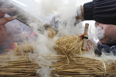 Hà Nội: Hấp dẫn lễ hội thi thổi cơm bằng cách cổ xưa nhất