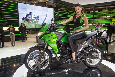Kawasaki Versys-X 300 có giá từ 149 triệu đồng