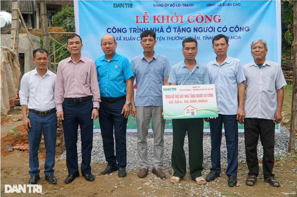 3,26 triệu lượt người có công, thân nhân đã được hỗ trợ - 1 3,26 triệu lượt người có công, thân nhân đã được hỗ trợ - 1