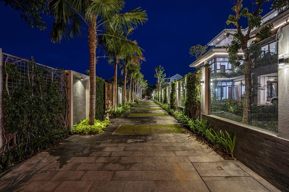 Choáng ngợp biệt phủ gần 2000 m2 có cả công viên trên sân thượng ở Cần Thơ - 6